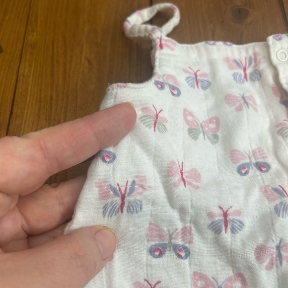 Aden and Anais size 3-6 months dress and bloomer set - Picture 4 of 7